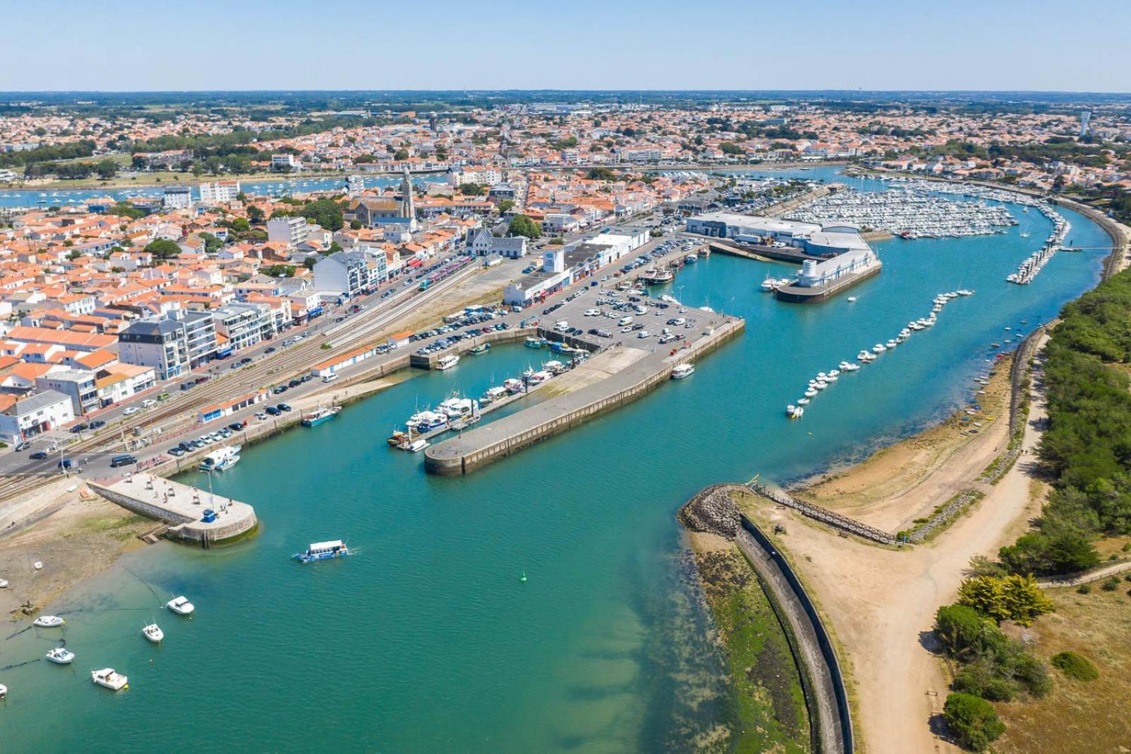 Le Bateau Ivre 50 M De La Plage Saint-Gilles-Croix-de-Vie Extérieur photo